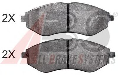 Гальмівні колодки пер. Aveo 11- (Akebono) (133,2x49x17,5) BREMBO арт. 37983